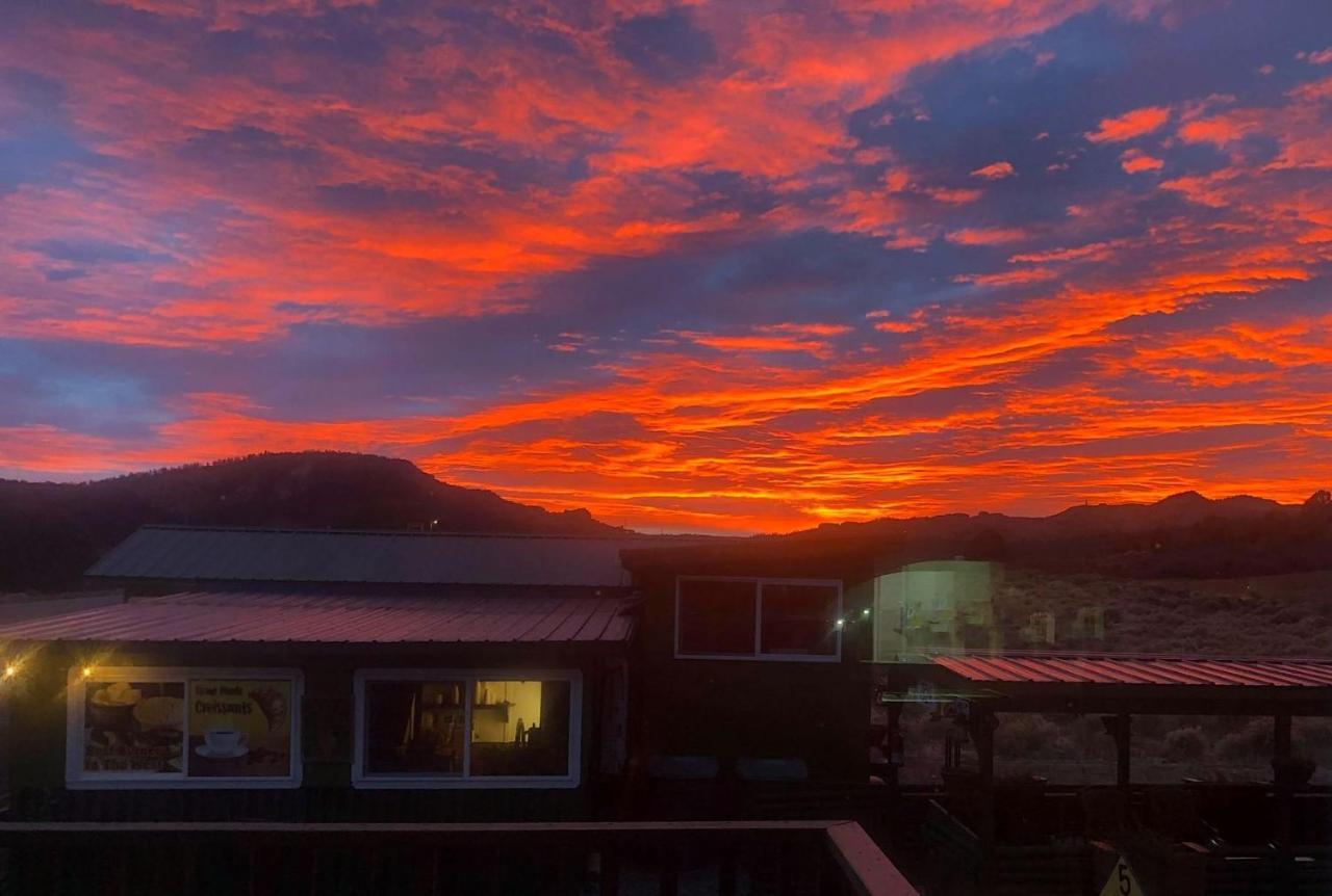 Bryce Sunset Inn Panguitch Exteriér fotografie